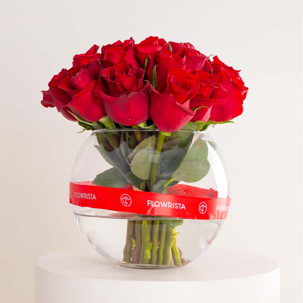 Flowrista Online Flowers Shop Red Roses Vase - 20 Stems